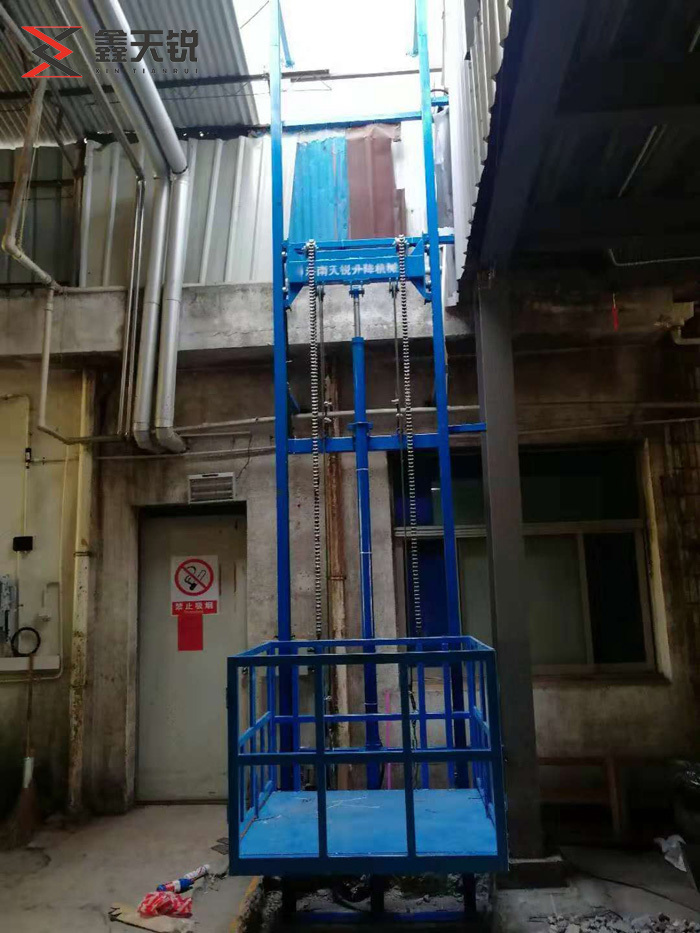 南平导轨式升降货梯